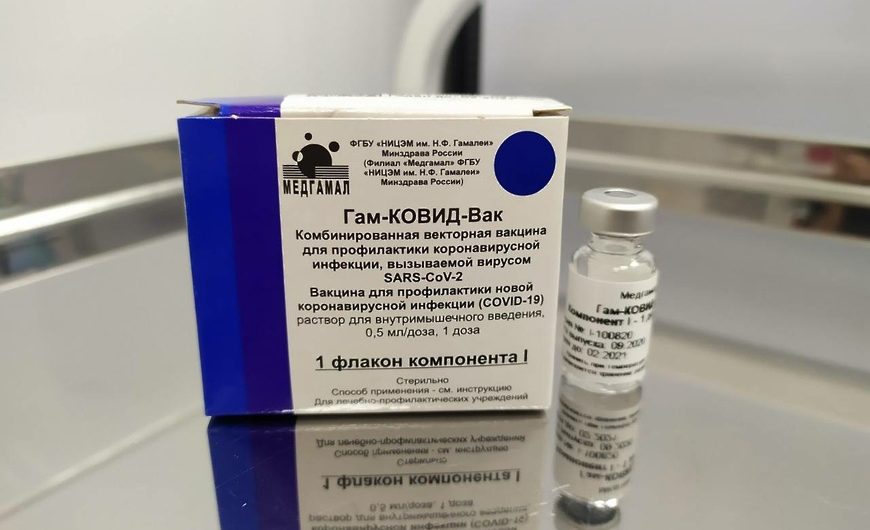 Еженедельно ковидом заболевают более ста человек в Краснозерском
