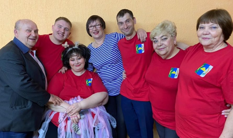 Краснозерские «кавээнщики» участвовали в чемпионате в составе команды области