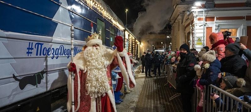Поезд с главным российским Дедом Морозом прибудет в Новосибирск по пути во Владивосток 24 ноября, а в Карасук 26 ноября