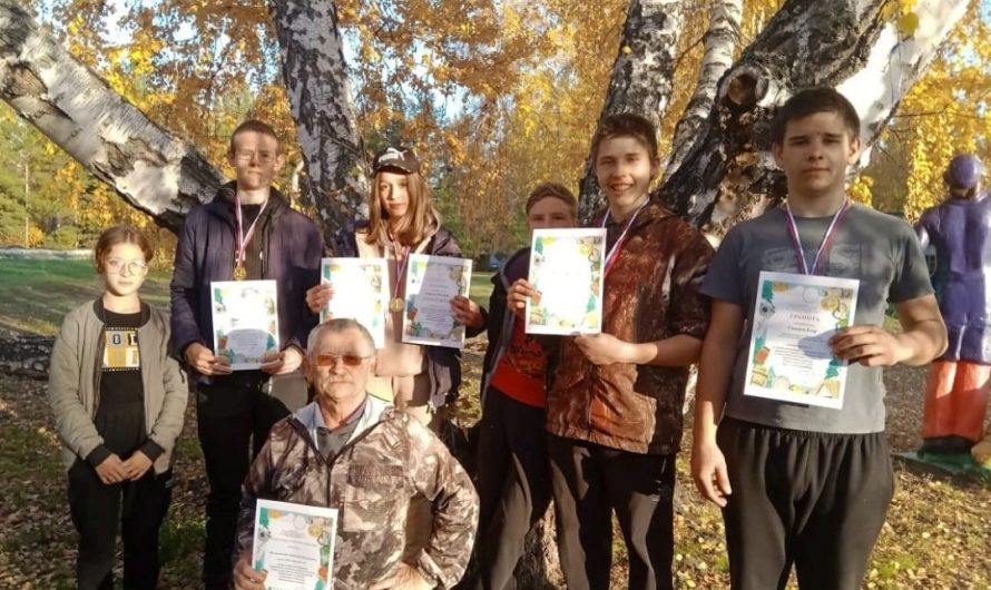 В детском оздоровительном лагере «Солнышко» прошел районный осенний туристский слёт команд образовательных учреждений Краснозерского района
