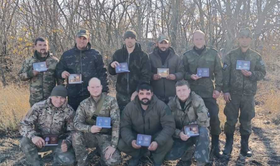 Бойцы СВО за доблесть и отвагу получили награды