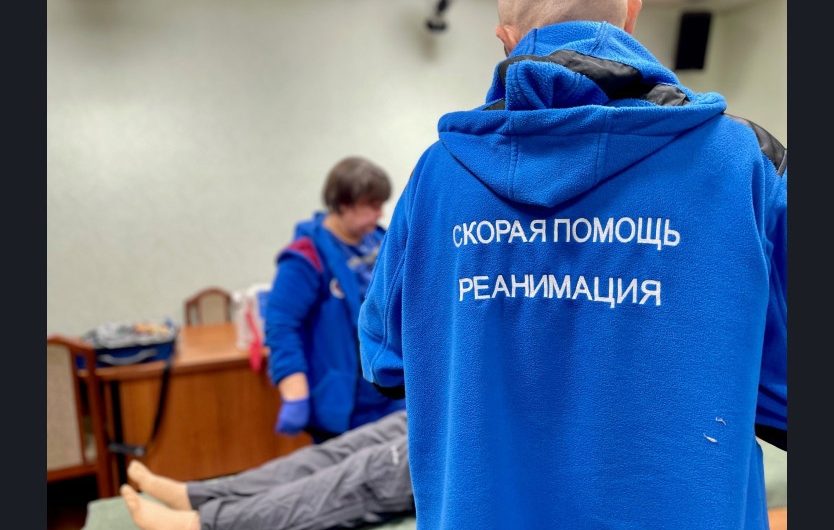 В Новосибирской области лучшим фельдшерам скорой помощи добавят к зарплате 10 тысяч рублей