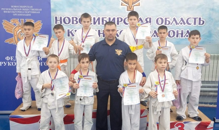 Команда краснозерских спортсменов по рукопашному бою в Региональном турнире заняла второе место
