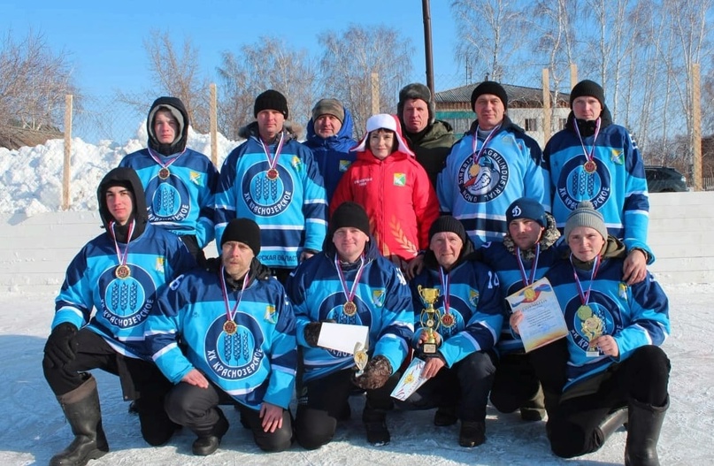 В Полойке состоялся турнир по хоккею на Кубок главы Полойского сельсовета