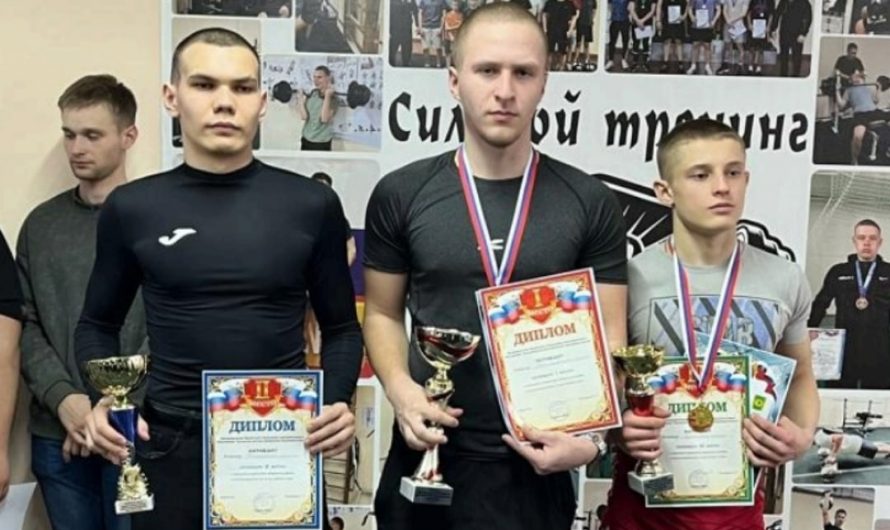 Команда штангистов Краснозерской ДЮСШ победила на Открытом первенстве Баганского района