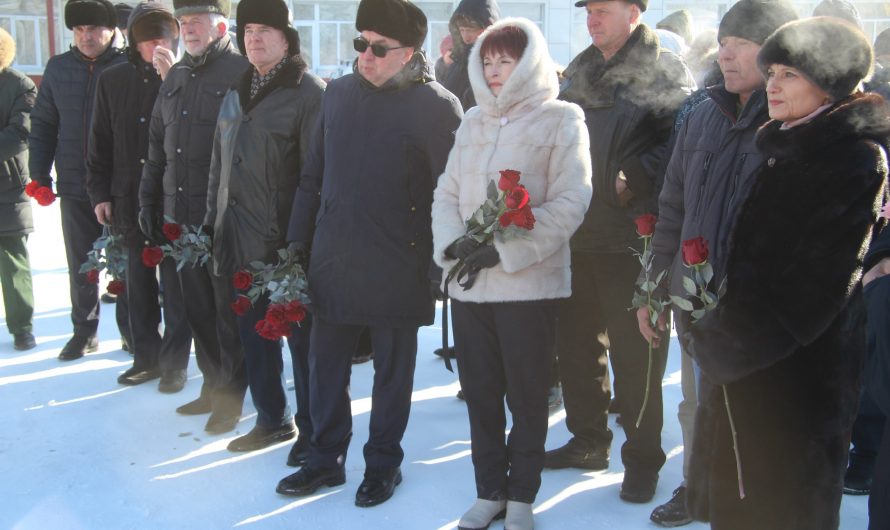 В Краснозерском состоялся митинг в честь 35-й годовщины со дня вывода советских войск из Афганистана
