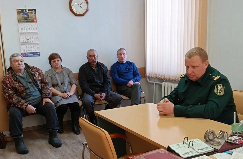 В р.п.Краснозерское состоялось совещание “Принятие оперативных мер по сохранению косули в сложившихся климатических условиях”
