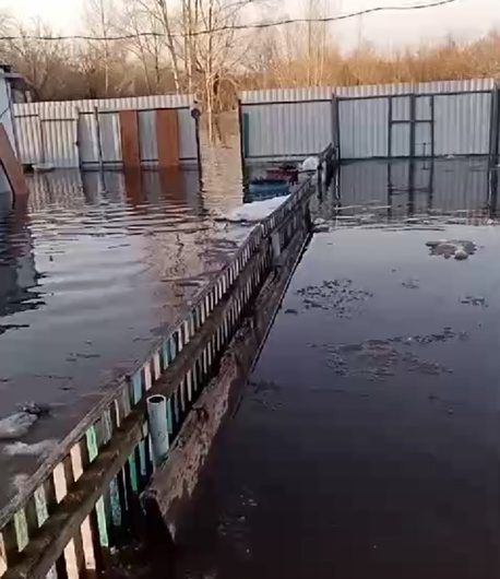 Поселок Октябрьский спасли от подтопления