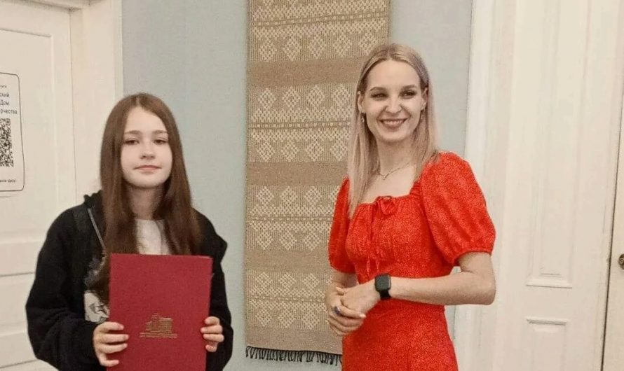 В селе Мохнатый Лог теперь есть мастера по валянию из шерсти
