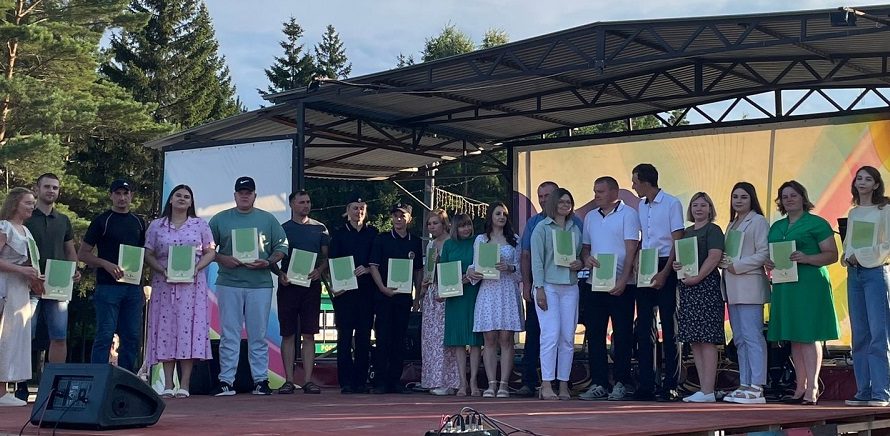 В р. п. Краснозерское вчера прошел День молодёжи