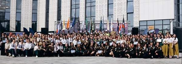 Всероссийская студенческая стройка открылась на СКИФе в Новосибирской области