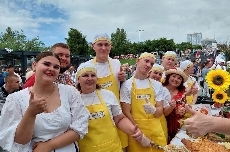 Команда Краснозерского района приняла участие в гастрофестивале «В Сибири – есть!»