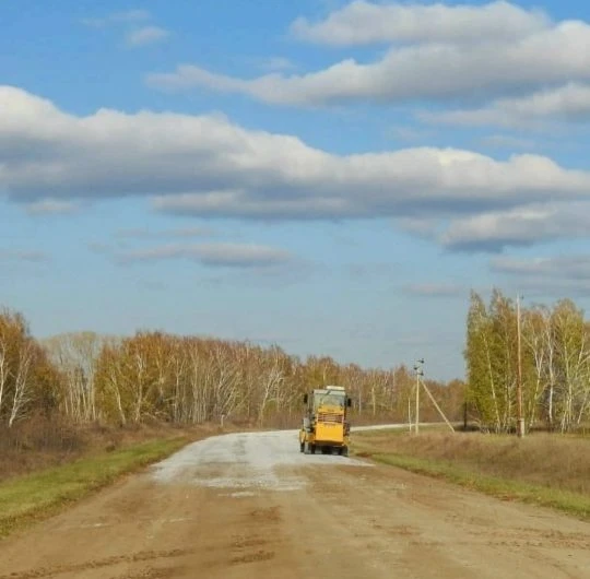 Ремонтируют дорогу к селу Локтенок