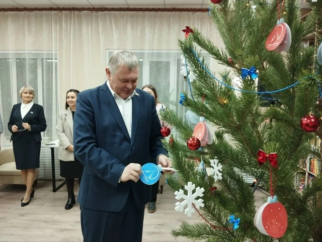 Впервые в нашем районе стартовала акция «Ёлка желаний»