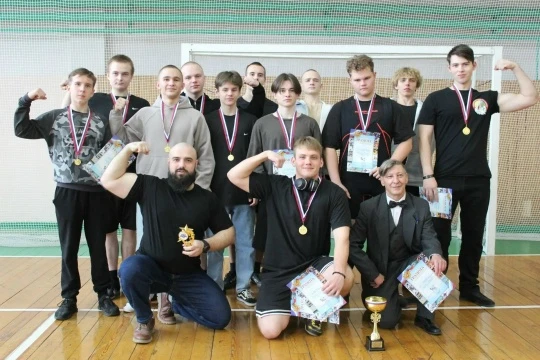 На базе спортивной школы состоялось открытое первенство Краснозерского района по жиму штанги классическому среди юношей 2008-2014 г.р.