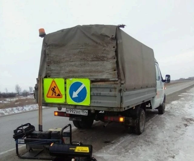 В связи с похолоданием на трассах Новосибирской области работают мобильные пункты обогрева