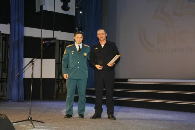 В Краснозерском районном доме культуры состоялось праздничное мероприятие, посвященное Дню спасателя Российской Федерации