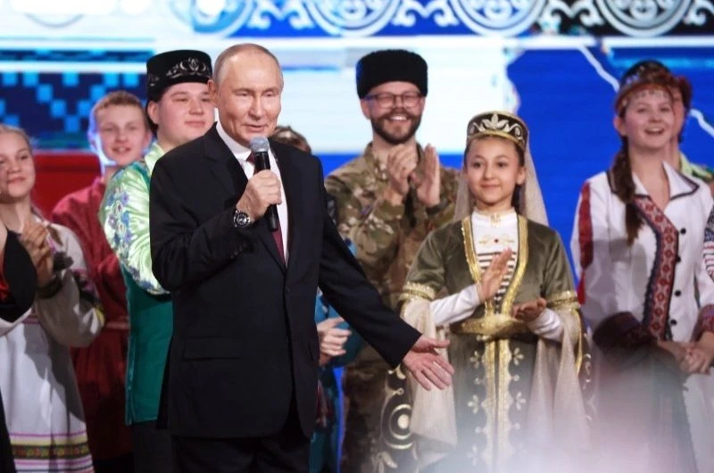 Президент дал старт Году единства народов России