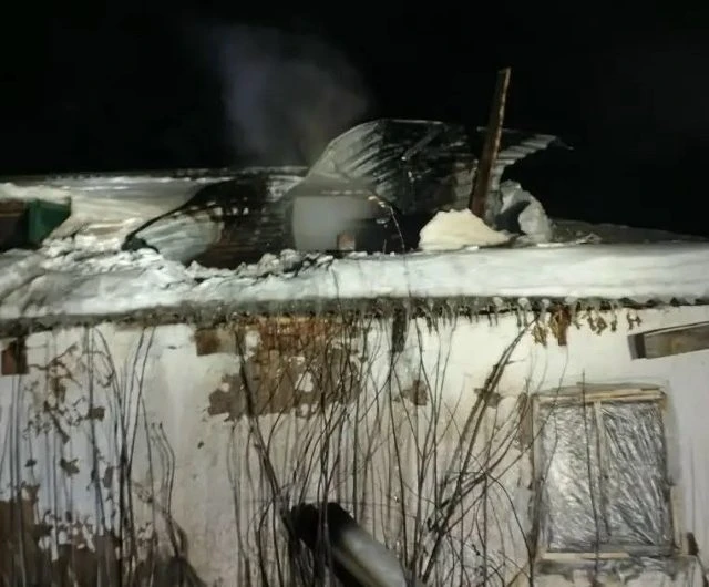 В Аксенихе произошел пожар в магазине