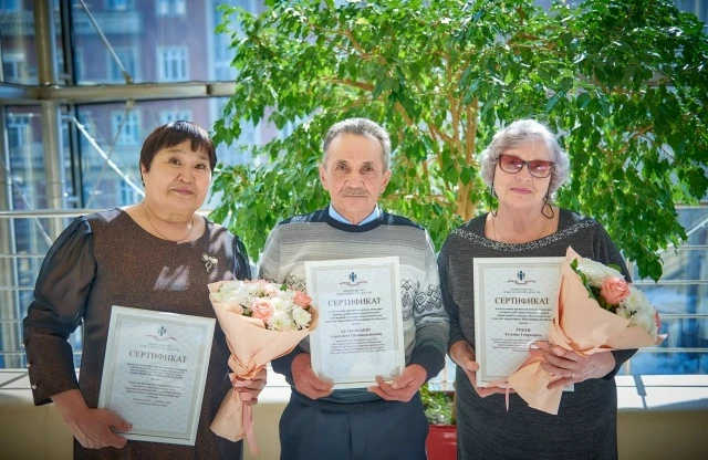 Заслуженные награды получили работники культуры Краснозерского района