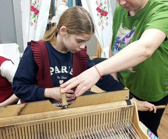 На базе Краснозерского художественно-краеведческого музея состоялось мероприятие «Мастерская предков. Женские ремесла»