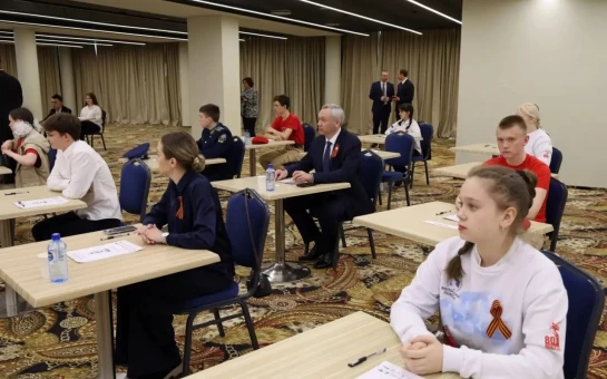 Рекордные 30 тысяч жителей Новосибирской области на 813 площадках региона написали «Диктант Победы»