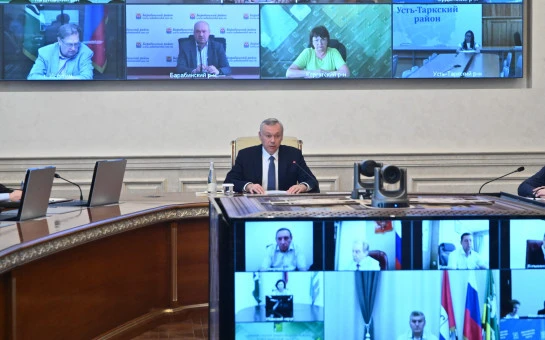 Губернатор Андрей Травников поручил главам муниципалитетов активно использовать патрульно-манёвренные группы при контроле ситуации с пожарами