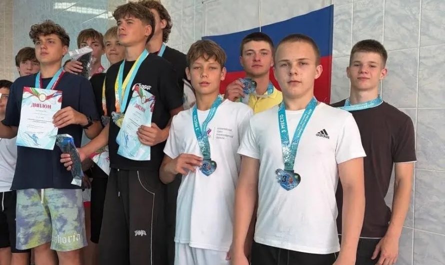 Успех краснозерских пловцов на областных соревнованиях.