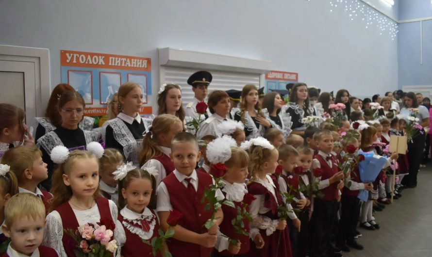 День знаний в Краснозёрском районе: торжественные линейки прошли во всех школах!